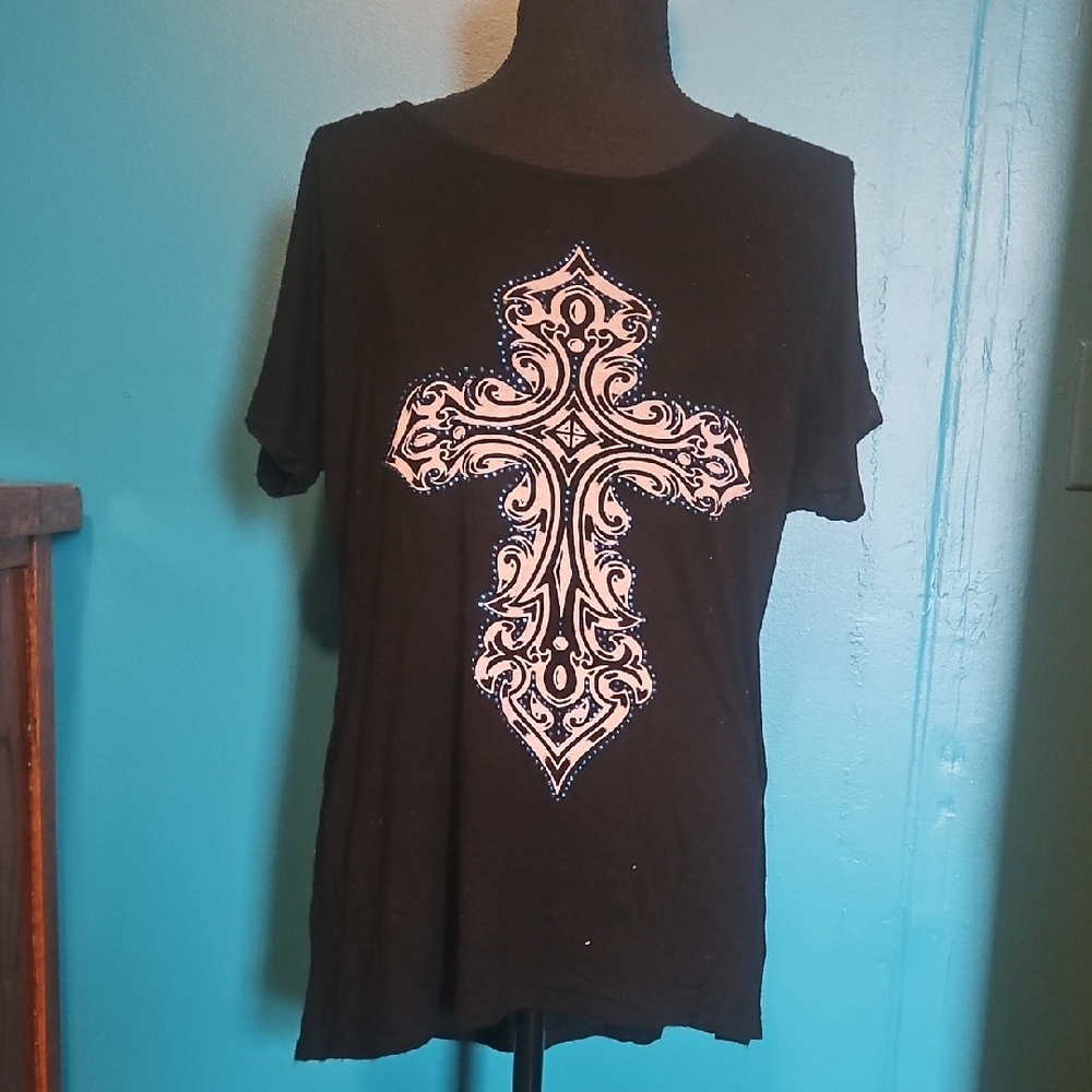 Black Short Sleeve Tee with Ornate Cross Graphic